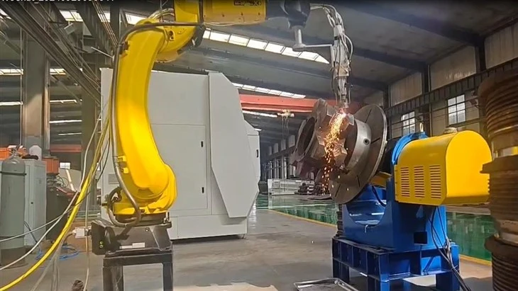 Robot Laser Cladding Machine